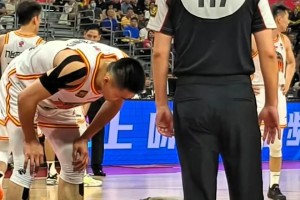 金年会首页-清晨广东宏远门线救险——CBA季后赛节点到来；球迷炸锅；训练强度明显提升的简单介绍